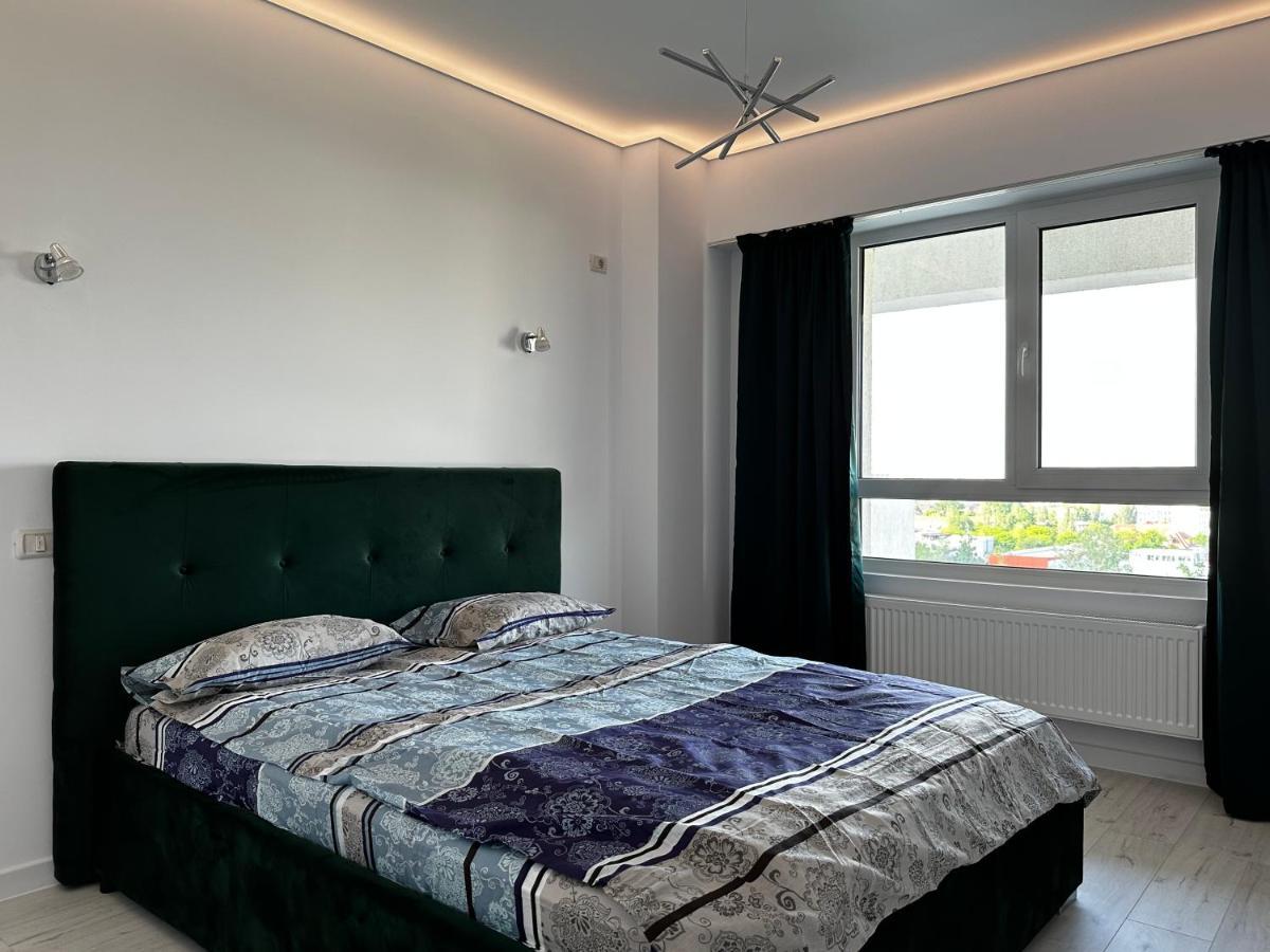 Address 2-bedroom *